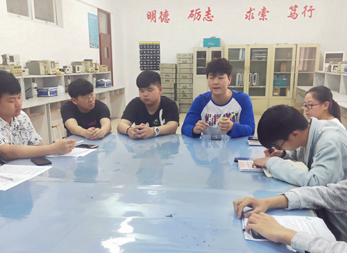 学生骨干分享心得体会_副本.jpg 学生骨干分享心得体会_副本.jpg