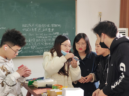 技能指导2_副本.jpg