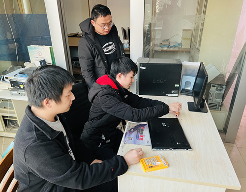 学生入党积极分子义务检测维修_副本.jpg