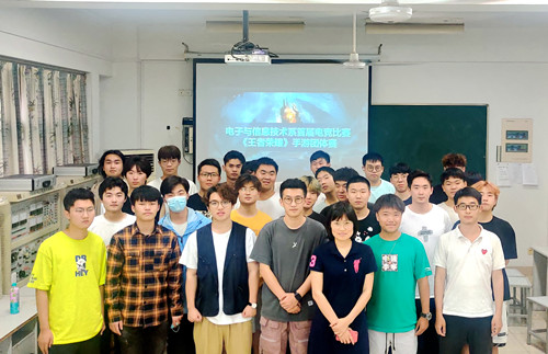 合影2_副本.jpg