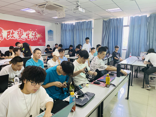 191502班实训现场_副本.jpg