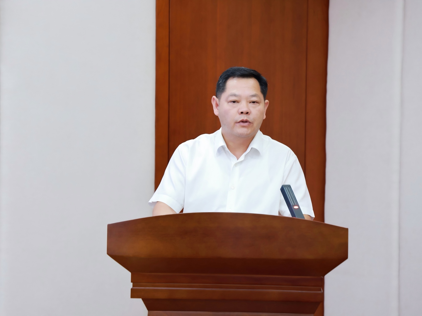 孙(1).jpg 孙(1).jpg