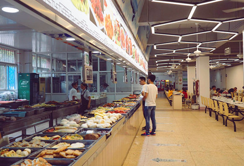 食堂.jpg