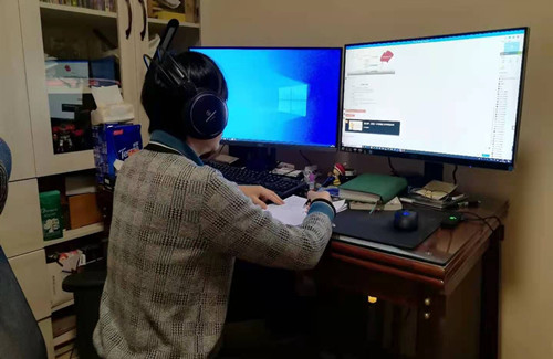 督导听课中.jpg 督导听课中.jpg